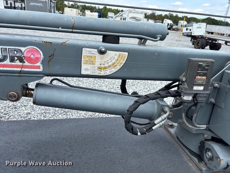 image for item YA3273 2018 Isuzu NPR utility / service truck