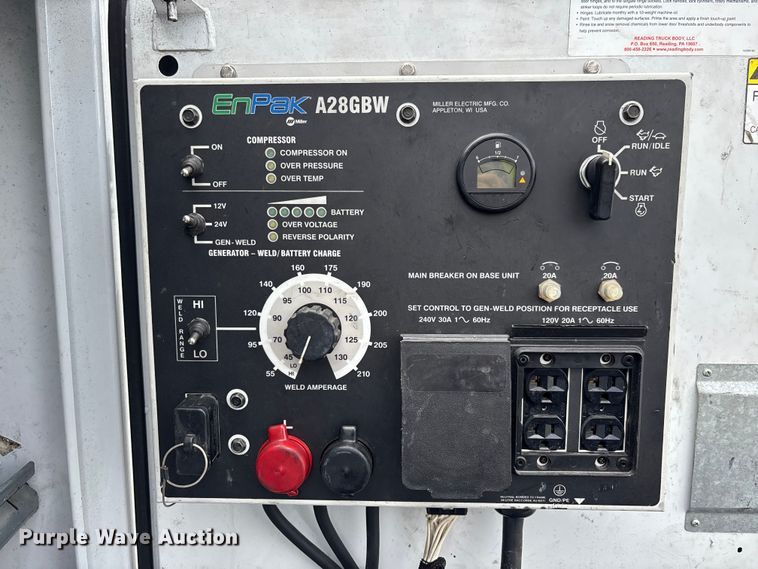 image for item YA3273 2018 Isuzu NPR utility / service truck