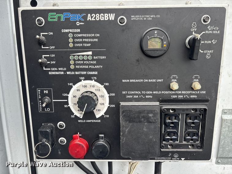 image for item YA3273 2018 Isuzu NPR utility / service truck