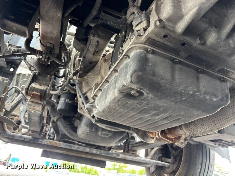 image for item YA3273 2018 Isuzu NPR utility / service truck