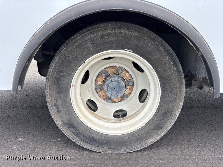 image for item YA3273 2018 Isuzu NPR utility / service truck