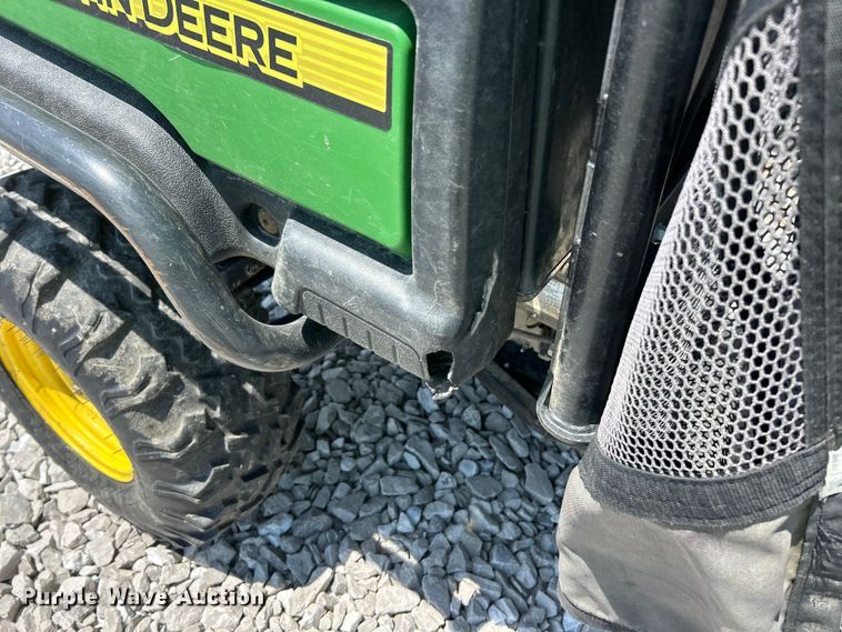 image for item YA3283 2016 John Deere 855 DSL XUV utility vehicle
