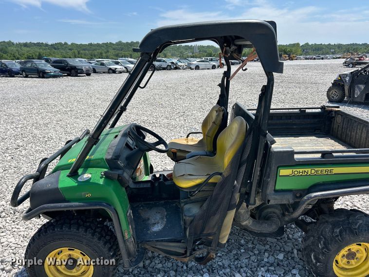 image for item YA3283 2016 John Deere 855 DSL XUV utility vehicle