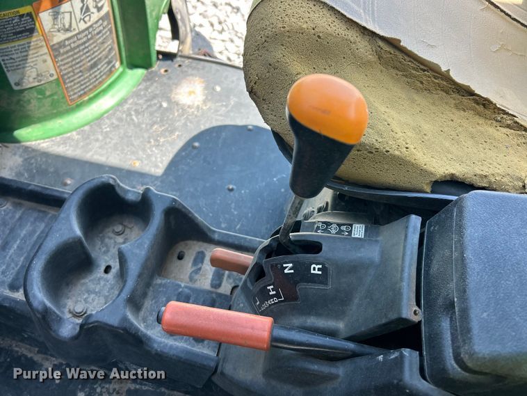 image for item YA3283 2016 John Deere 855 DSL XUV utility vehicle