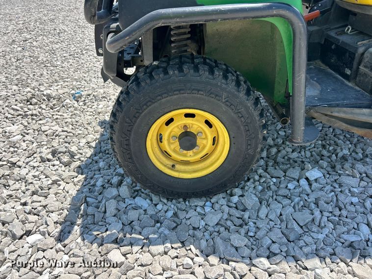 image for item YA3283 2016 John Deere 855 DSL XUV utility vehicle