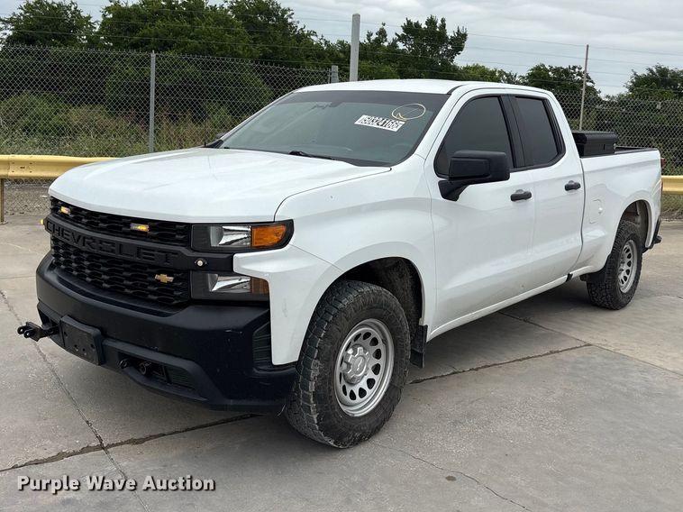 image for item YA3303 2021 Chevrolet Silverado 1500 Ext. Cab pickup truck