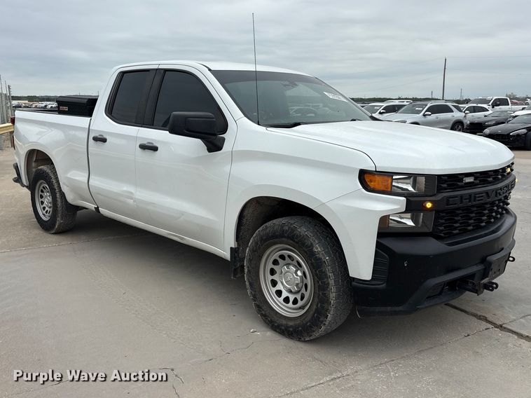 image for item YA3303 2021 Chevrolet Silverado 1500 Ext. Cab pickup truck