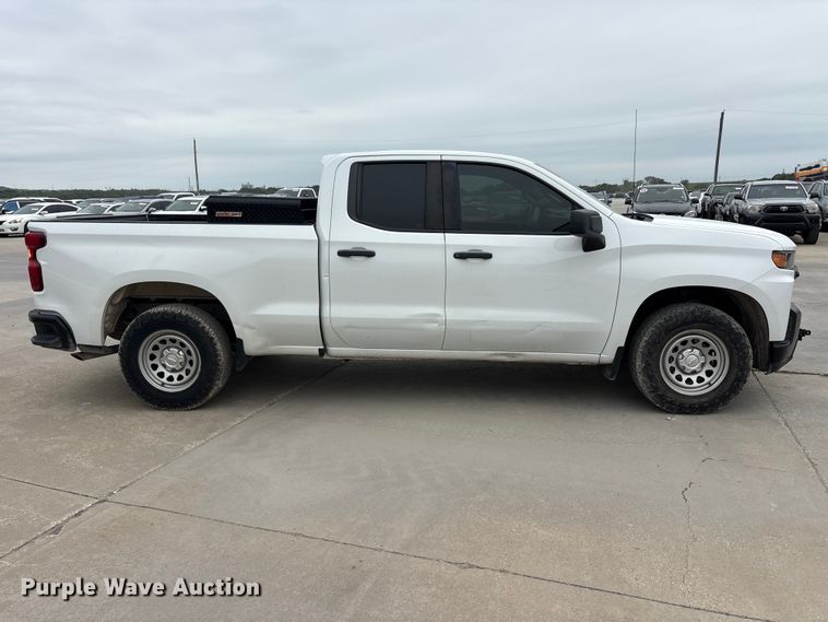 image for item YA3303 2021 Chevrolet Silverado 1500 Ext. Cab pickup truck