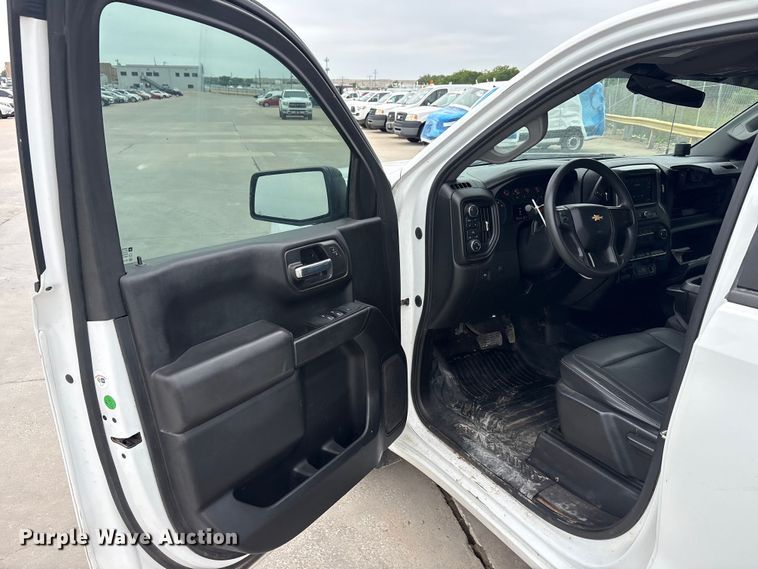 image for item YA3303 2021 Chevrolet Silverado 1500 Ext. Cab pickup truck