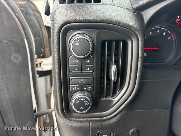 image for item YA3303 2021 Chevrolet Silverado 1500 Ext. Cab pickup truck