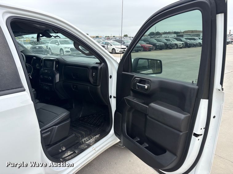 image for item YA3303 2021 Chevrolet Silverado 1500 Ext. Cab pickup truck