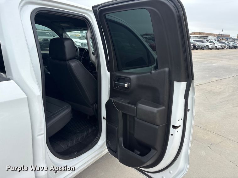 image for item YA3303 2021 Chevrolet Silverado 1500 Ext. Cab pickup truck