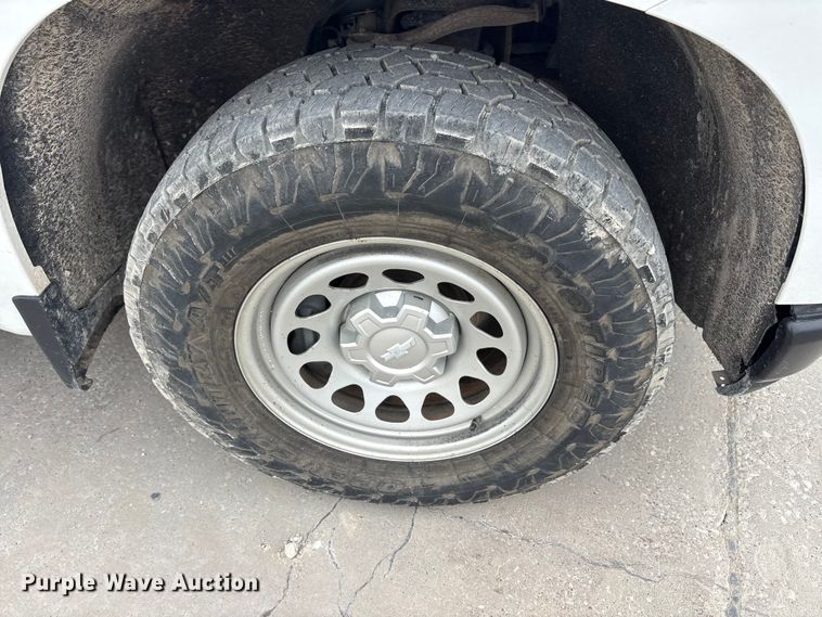 image for item YA3303 2021 Chevrolet Silverado 1500 Ext. Cab pickup truck