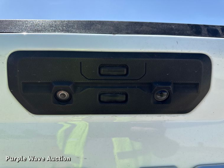 image for item YA3358 2021 GMC Sierra 1500 AT4 Crew Cab pickup truck