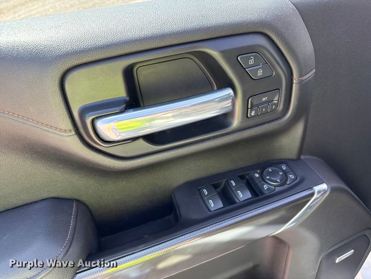 image for item YA3358 2021 GMC Sierra 1500 AT4 Crew Cab pickup truck