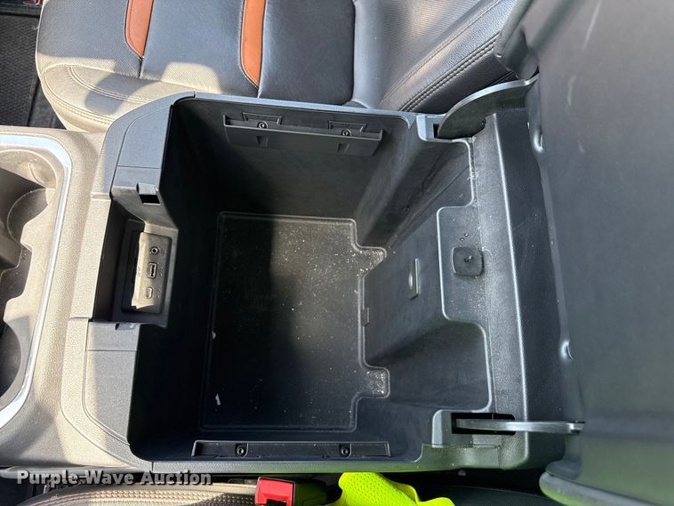 image for item YA3358 2021 GMC Sierra 1500 AT4 Crew Cab pickup truck