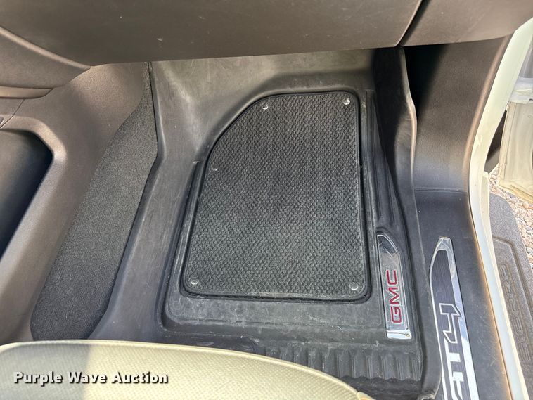 image for item YA3358 2021 GMC Sierra 1500 AT4 Crew Cab pickup truck