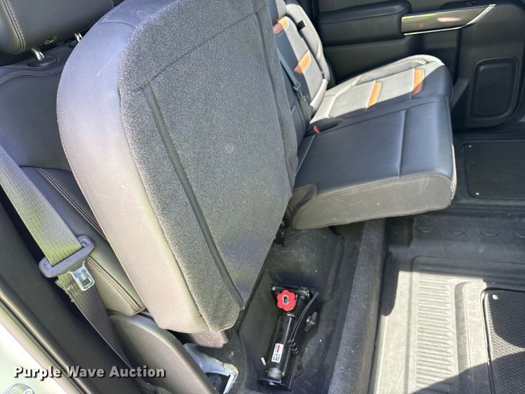 image for item YA3358 2021 GMC Sierra 1500 AT4 Crew Cab pickup truck