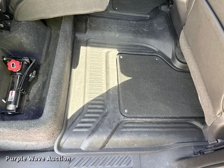 image for item YA3358 2021 GMC Sierra 1500 AT4 Crew Cab pickup truck