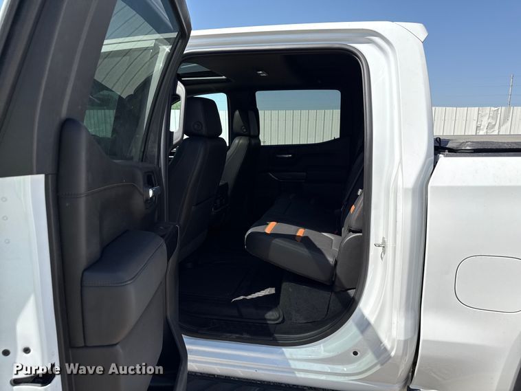 image for item YA3358 2021 GMC Sierra 1500 AT4 Crew Cab pickup truck