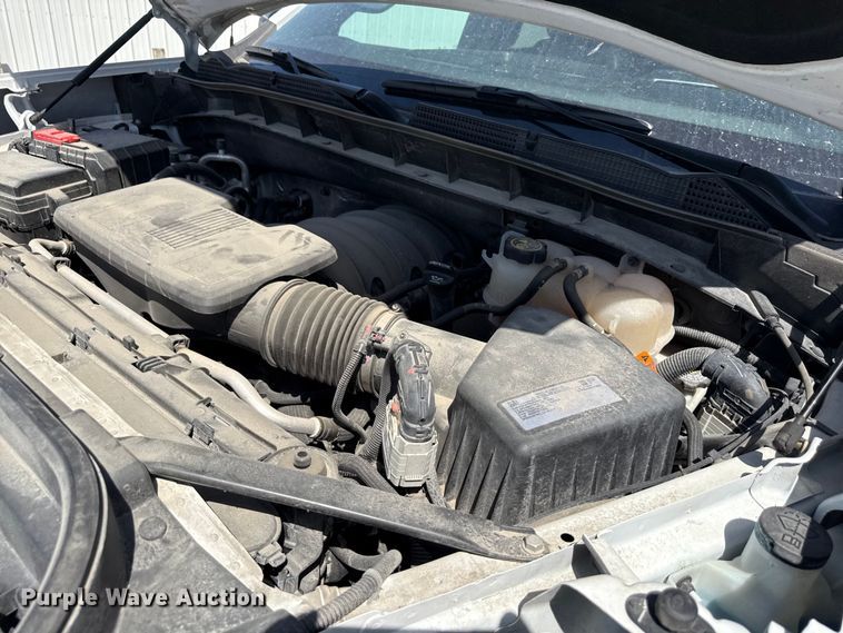 image for item YA3358 2021 GMC Sierra 1500 AT4 Crew Cab pickup truck