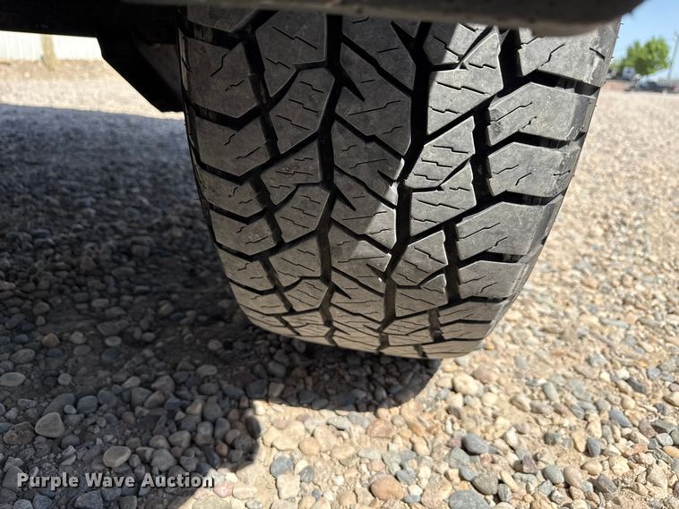image for item YA3358 2021 GMC Sierra 1500 AT4 Crew Cab pickup truck