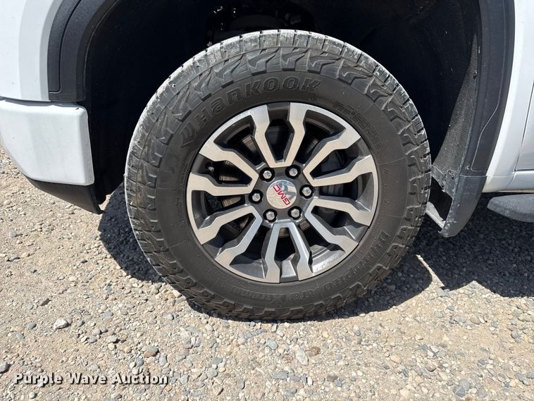 image for item YA3358 2021 GMC Sierra 1500 AT4 Crew Cab pickup truck