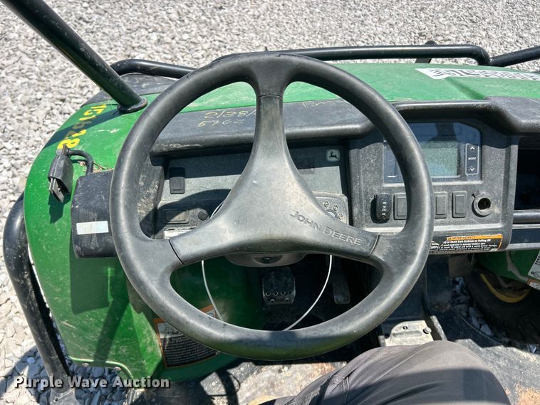 image for item YA3630 2016 John Deere Gator 855D XUV utility vehicle