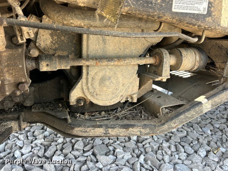 image for item YA3630 2016 John Deere Gator 855D XUV utility vehicle