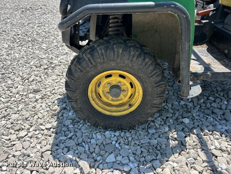 image for item YA3630 2016 John Deere Gator 855D XUV utility vehicle