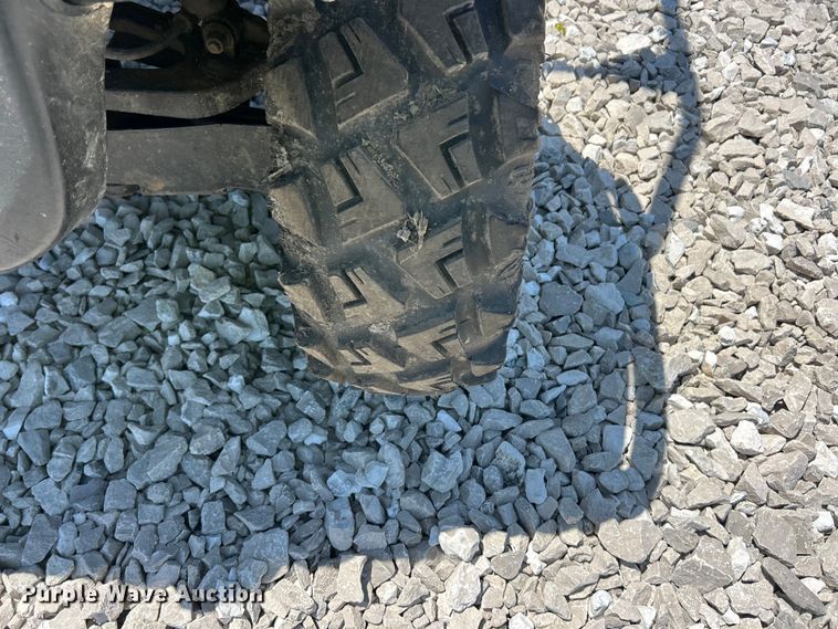 image for item YA3630 2016 John Deere Gator 855D XUV utility vehicle