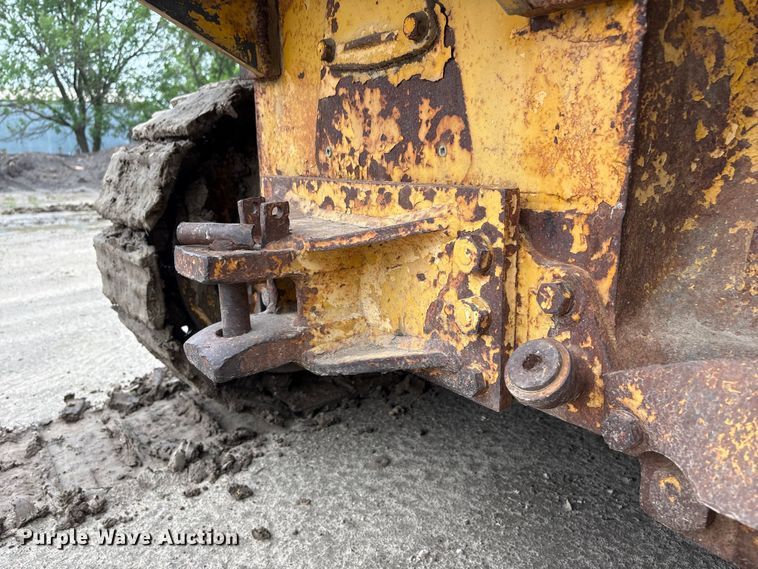 image for item DO5221 Allis Chalmers HD7G-24332 track loader