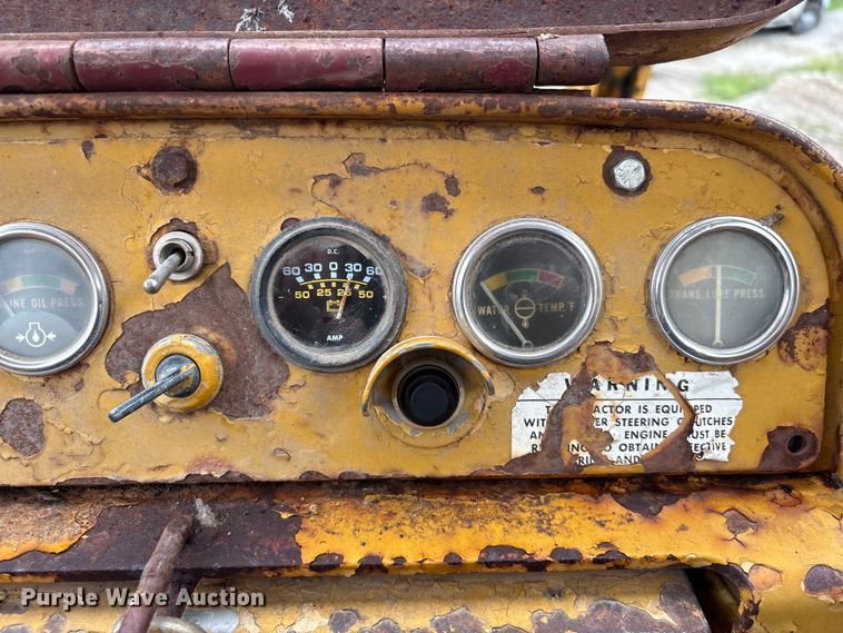 image for item DO5221 Allis Chalmers HD7G-24332 track loader