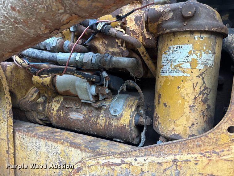 image for item DO5221 Allis Chalmers HD7G-24332 track loader
