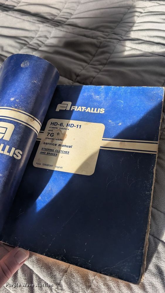 image for item DO5221 Allis Chalmers HD7G-24332 track loader