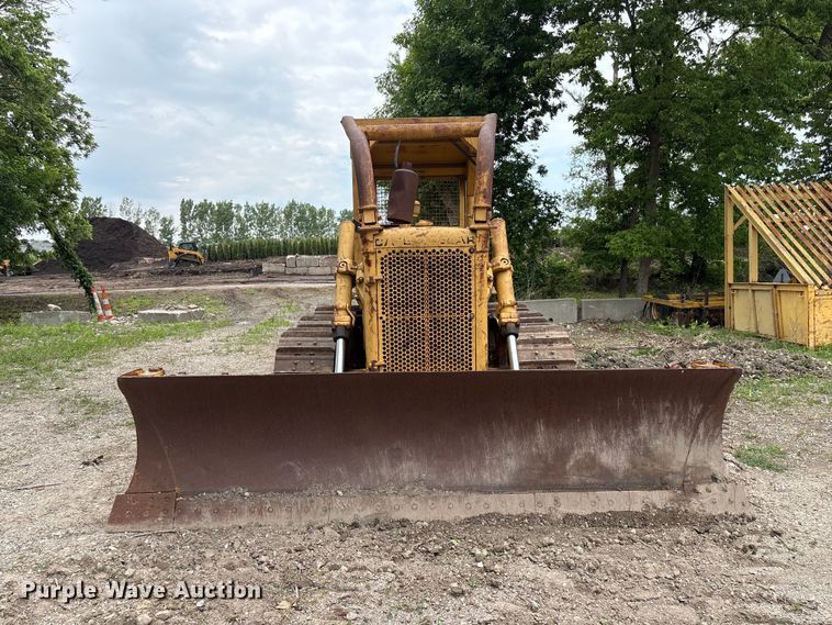 image for item DO5225 1970 Caterpillar D5 dozer