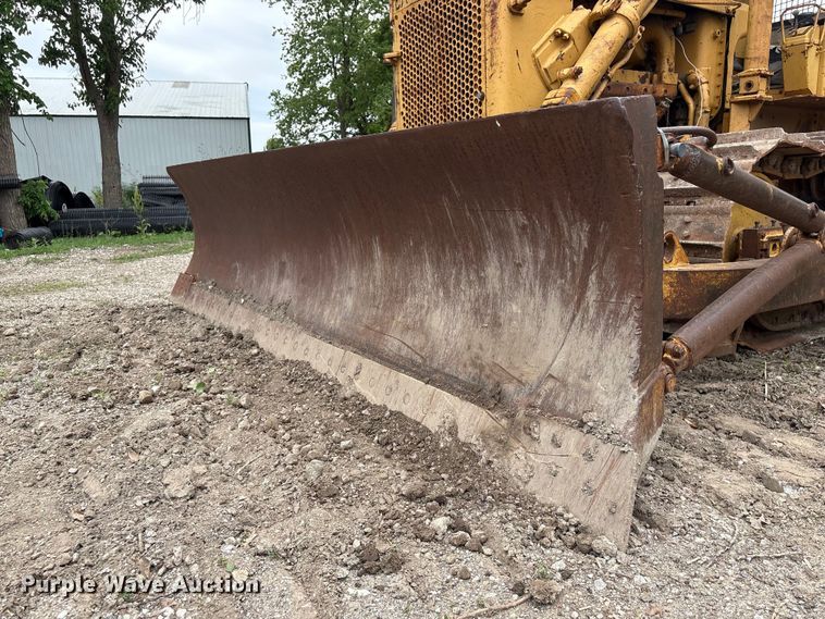 image for item DO5225 1970 Caterpillar D5 dozer