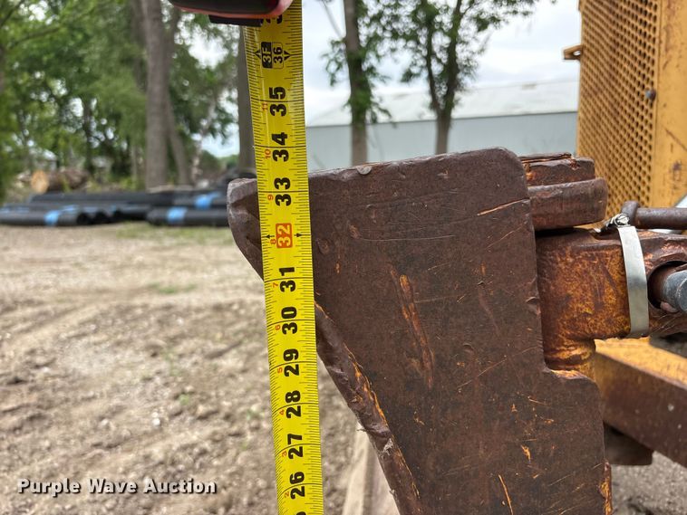 image for item DO5225 1970 Caterpillar D5 dozer