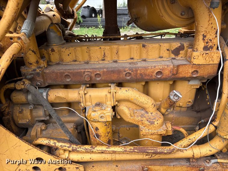 image for item DO5225 1970 Caterpillar D5 dozer