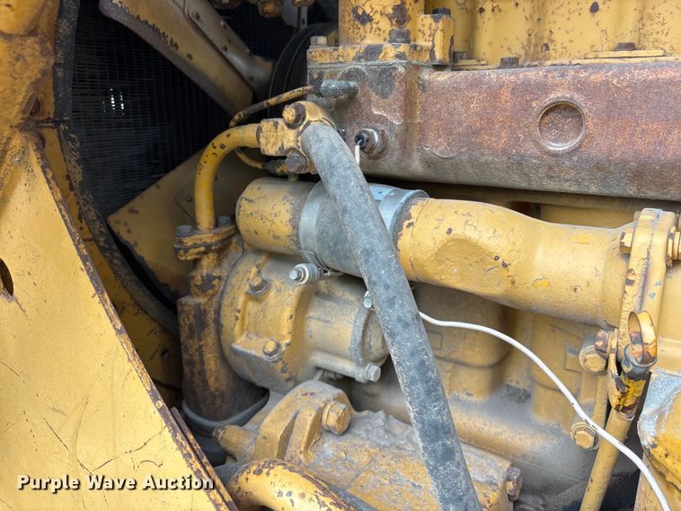 image for item DO5225 1970 Caterpillar D5 dozer