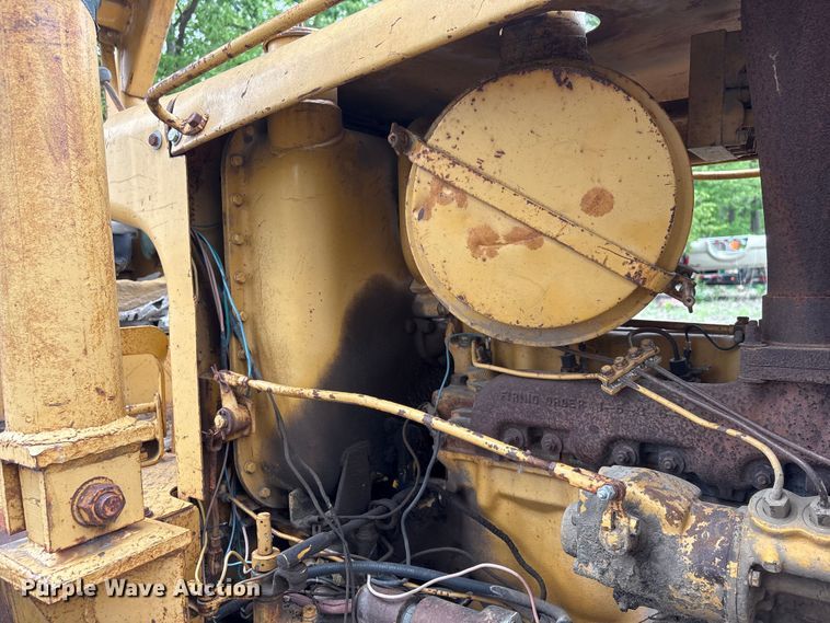 image for item DO5225 1970 Caterpillar D5 dozer