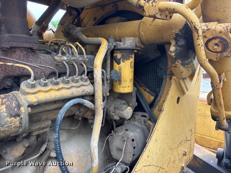 image for item DO5225 1970 Caterpillar D5 dozer