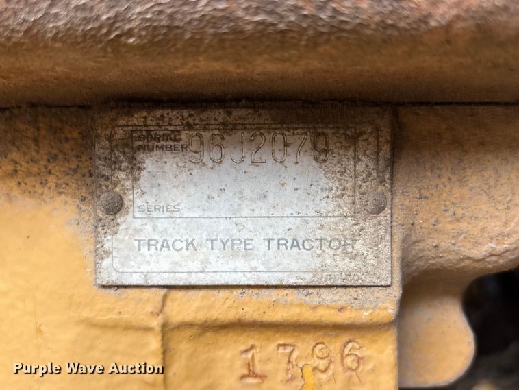 image for item DO5225 1970 Caterpillar D5 dozer