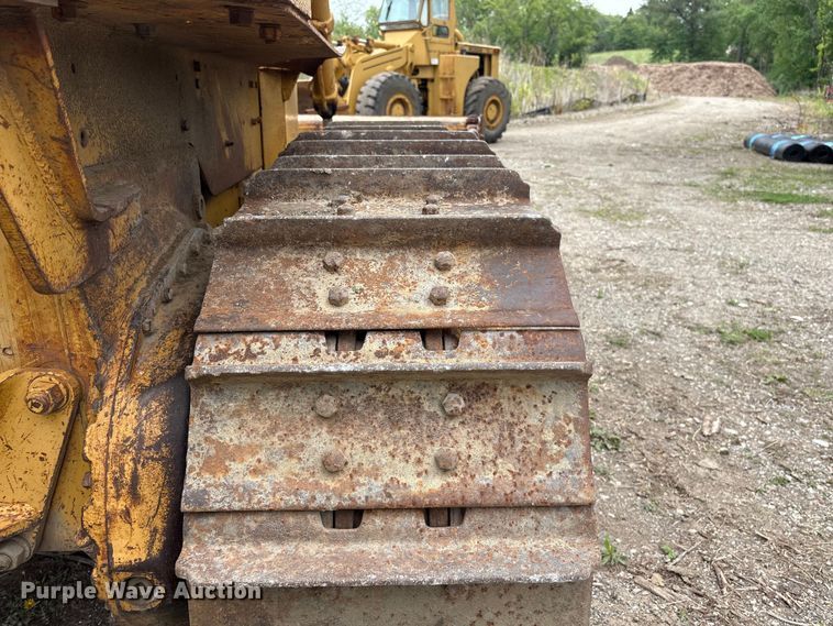 image for item DO5225 1970 Caterpillar D5 dozer