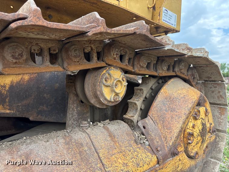 image for item DO5225 1970 Caterpillar D5 dozer