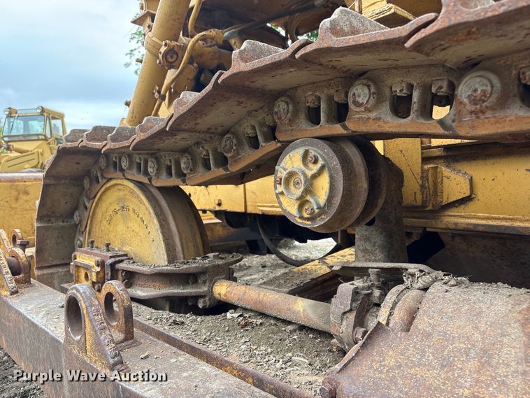 image for item DO5225 1970 Caterpillar D5 dozer