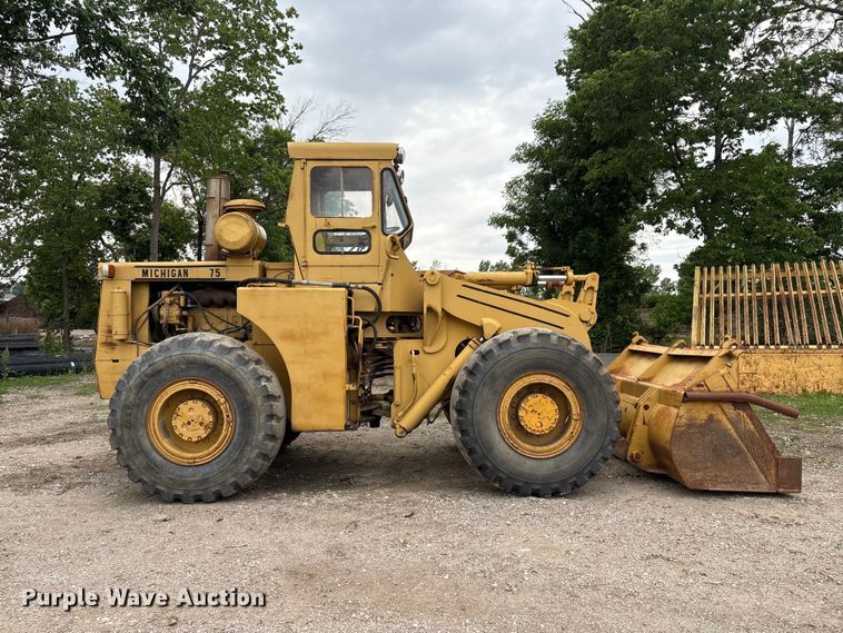image for item DO5226 Michigan 75-3A wheel loader