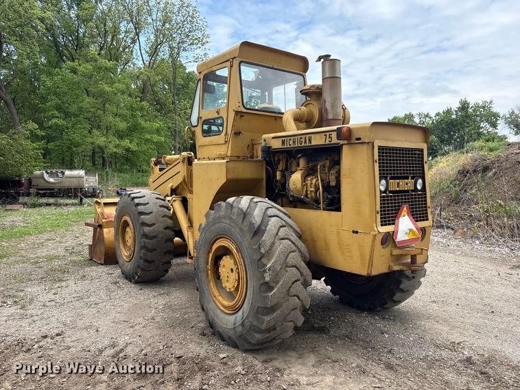 image for item DO5226 Michigan 75-3A wheel loader