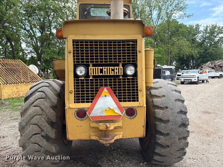 image for item DO5226 Michigan 75-3A wheel loader