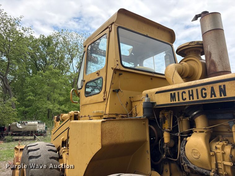 image for item DO5226 Michigan 75-3A wheel loader